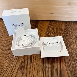 Apple AirPods PRO 1st Generation